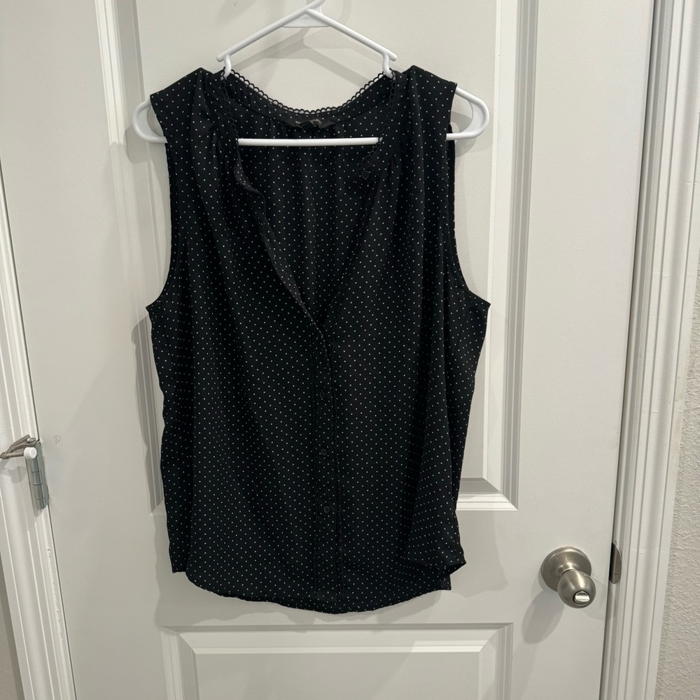 Banana Republic Sleeveless Buttoned Blouse - L - Picture 1 of 3